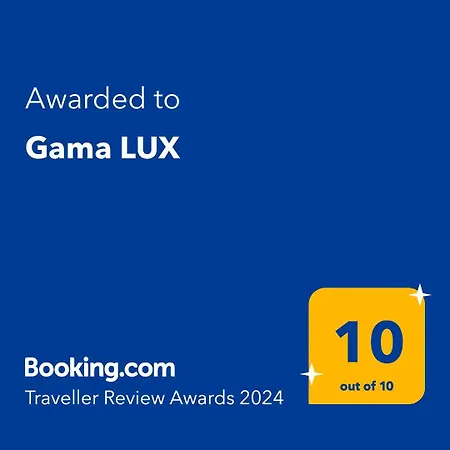 アパート Gama Lux Peraía