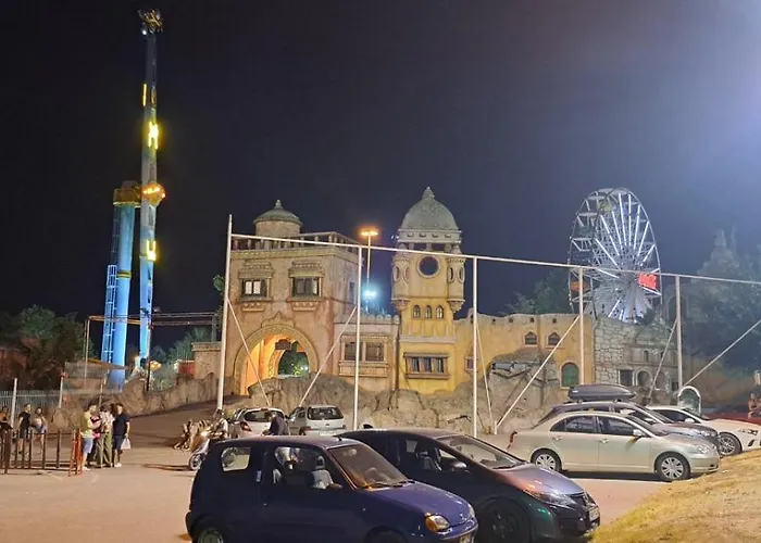 Gama Lux 公寓 Peraía